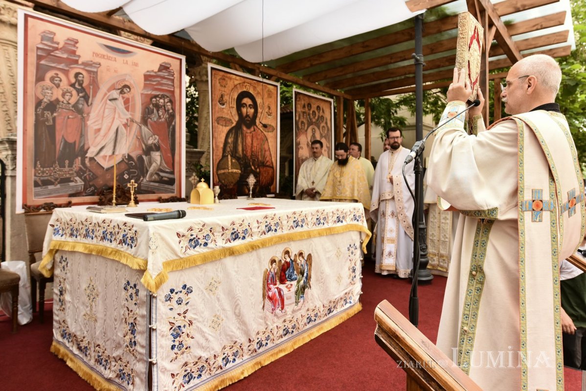 Tricentenarul Mănăstirii Stavropoleos 298116