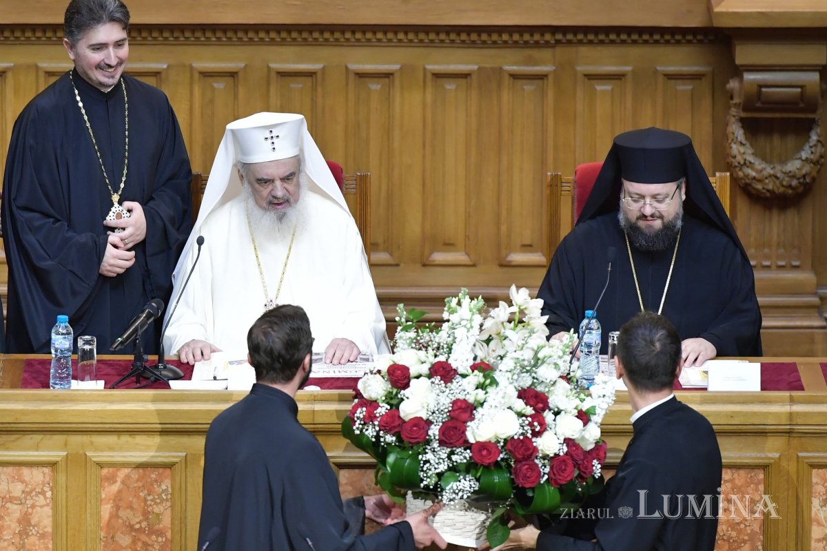 Conferință pastoral‑misionară a clericilor din Prahova la Palatul Patriarhiei 298425