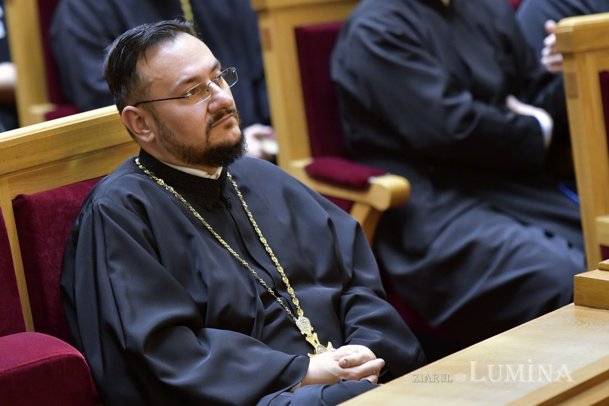 Conferință pastoral‑misionară a clericilor din Prahova la Palatul Patriarhiei 298433