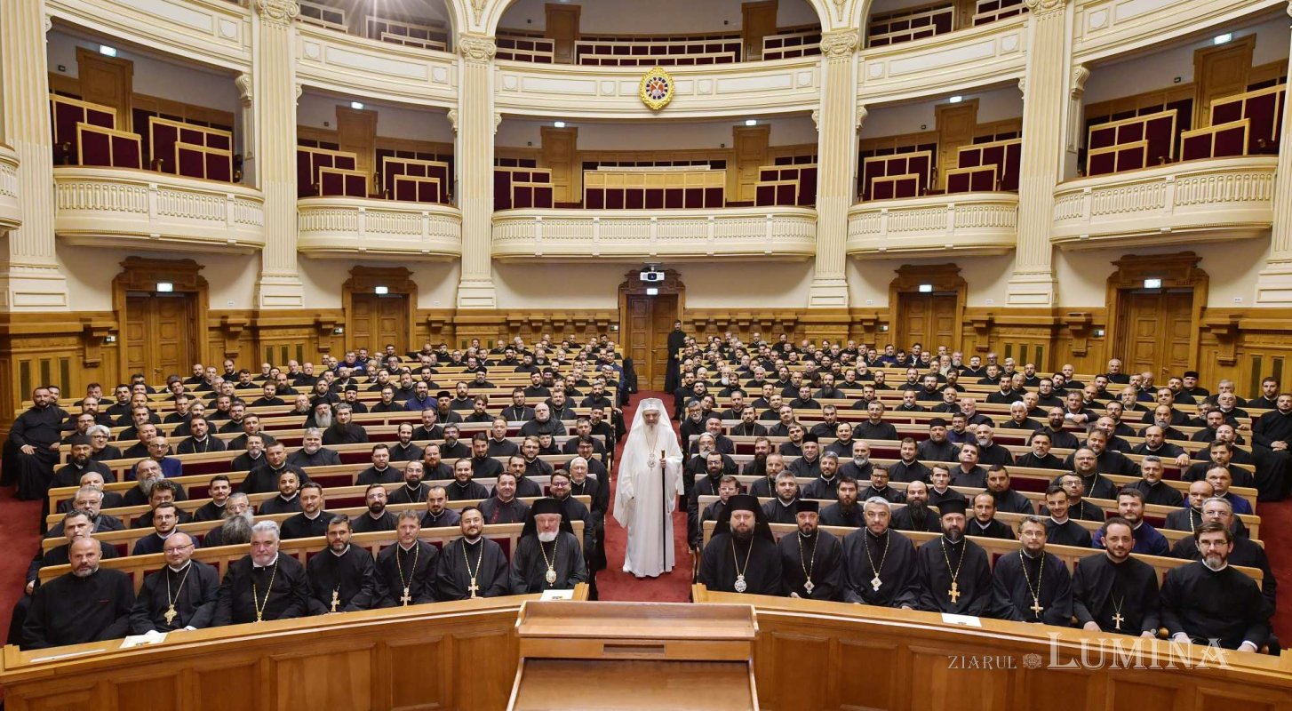 Conferință pastoral‑misionară a clericilor din Prahova la Palatul Patriarhiei 298452