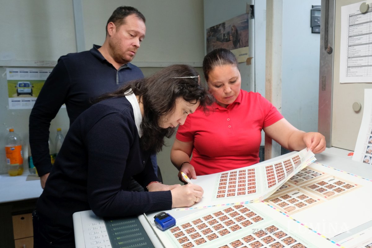 Timpul trece, timbrele rămân 298681