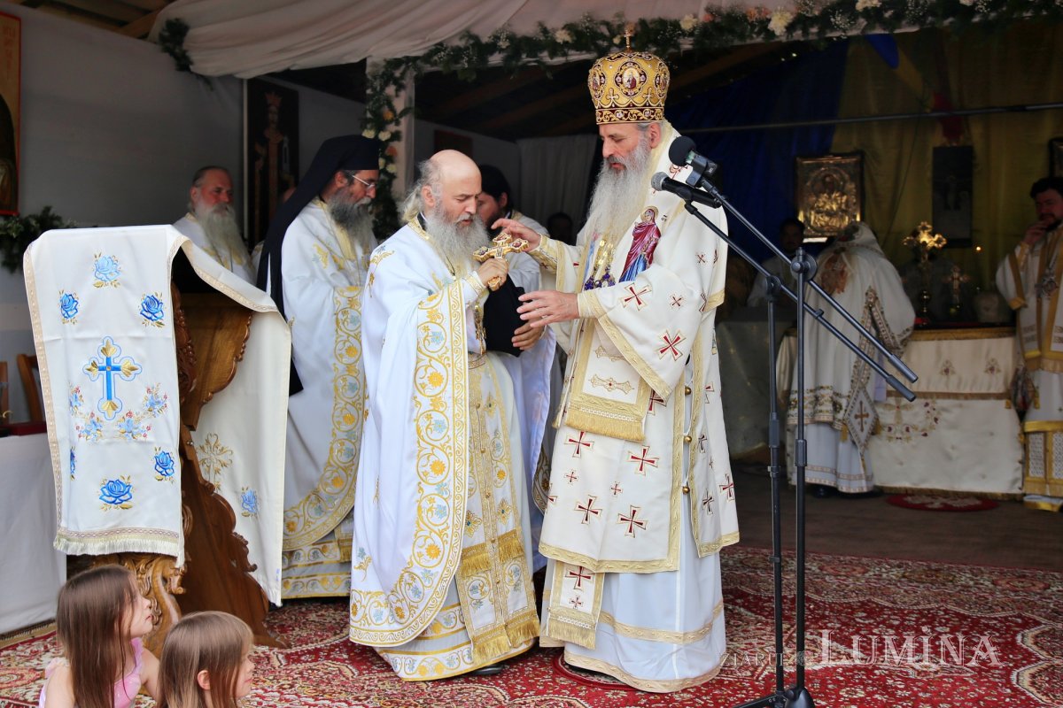 Casa Sfinților Iosif și Chiriac de la Bisericani a primit haină nouă luminoasă 298812