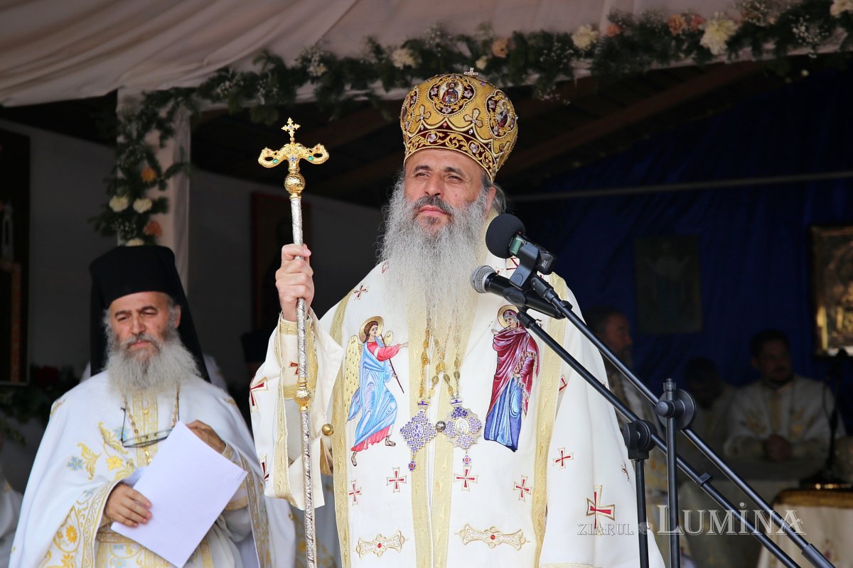 Casa Sfinților Iosif și Chiriac de la Bisericani a primit haină nouă luminoasă 298813