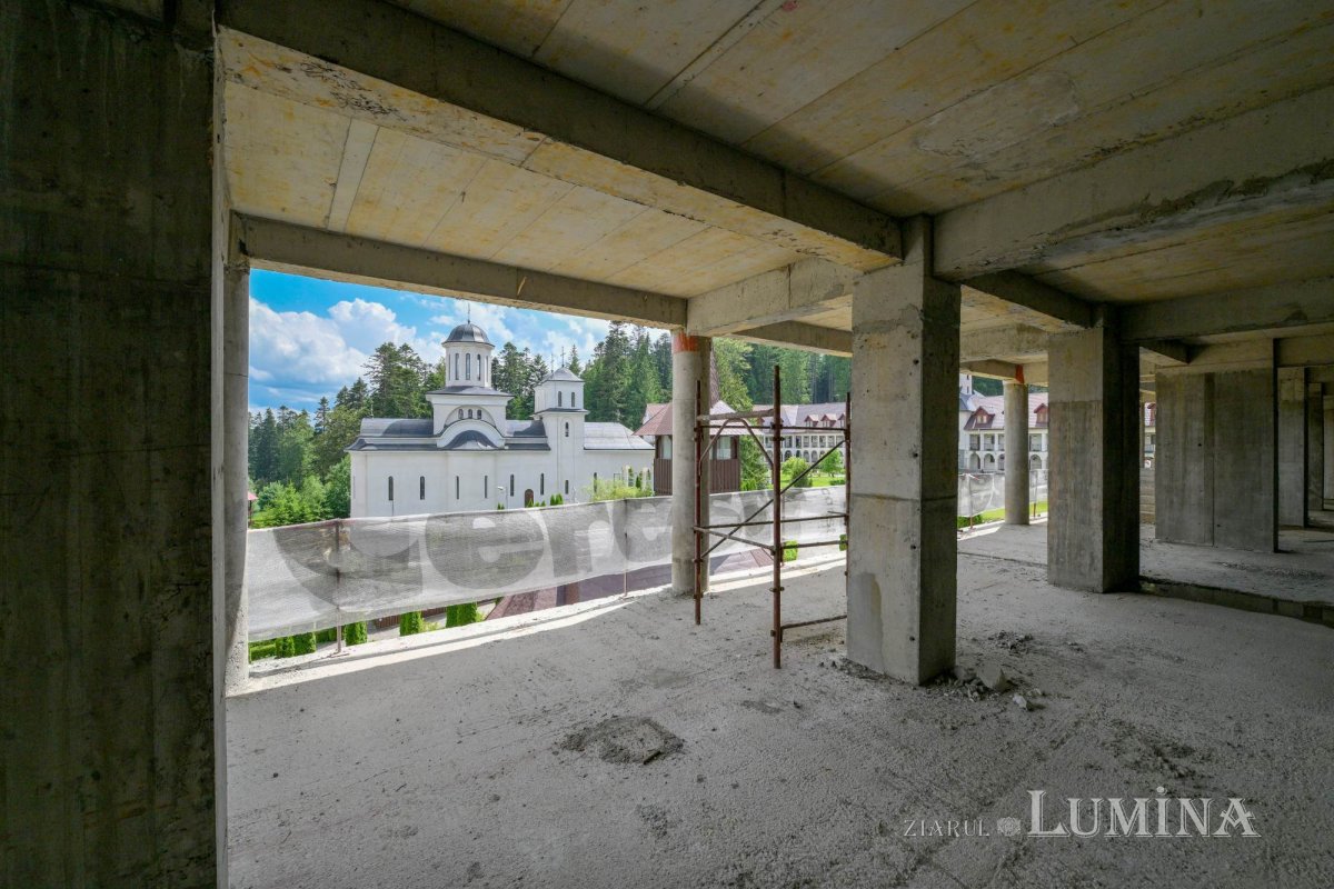 Centrul social-pastoral de la Mănăstirea Caraiman se extinde pentru tineri 299051