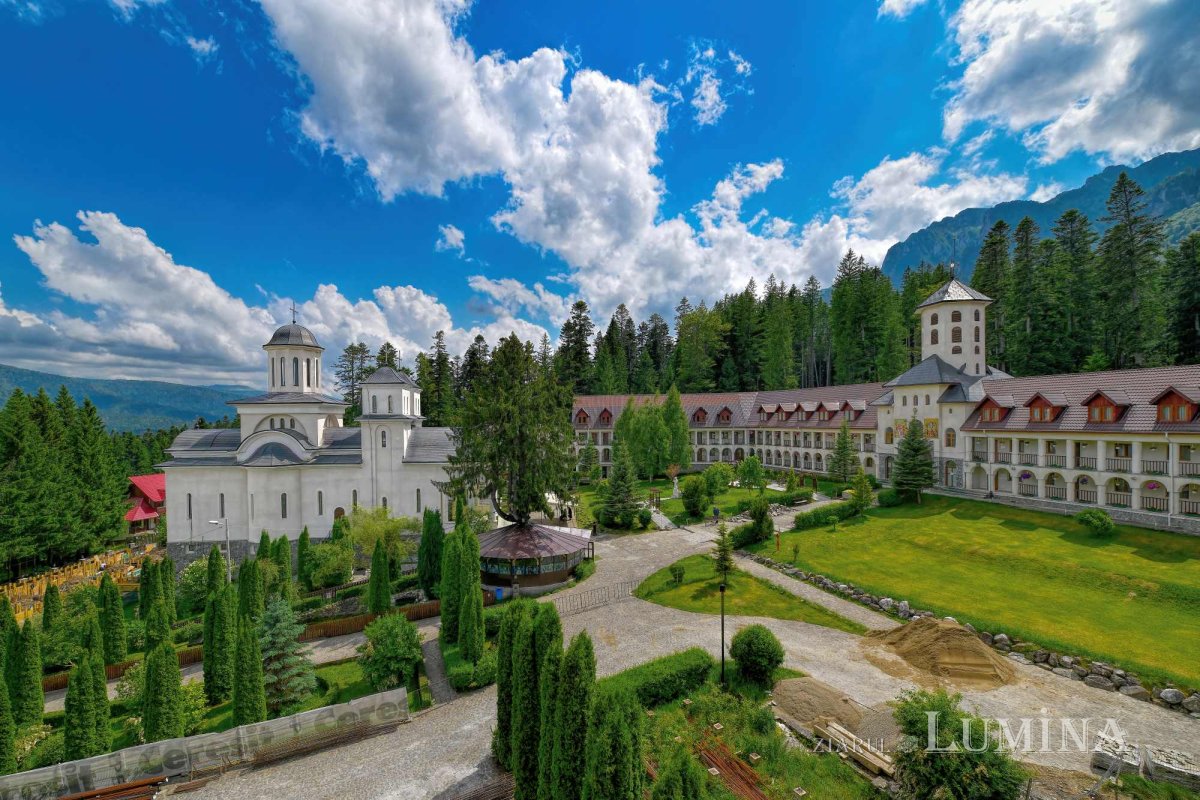 Centrul social-pastoral de la Mănăstirea Caraiman se extinde pentru tineri 299054