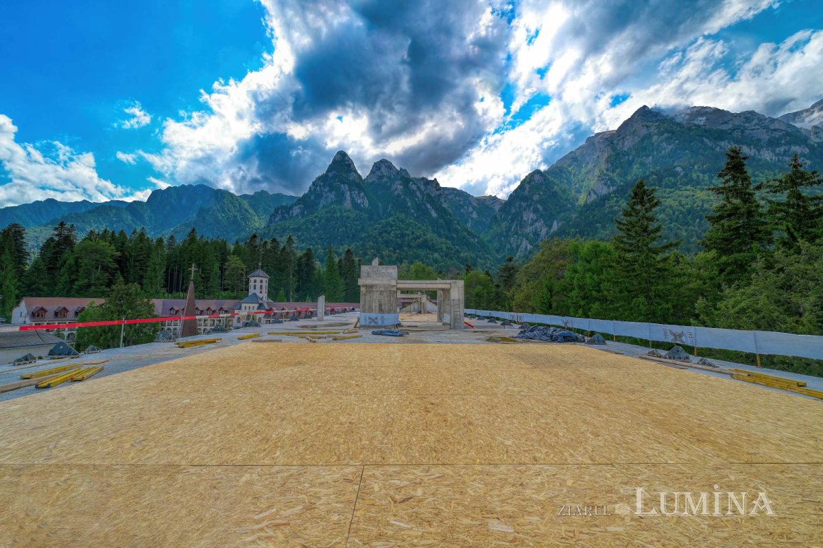 Centrul social-pastoral de la Mănăstirea Caraiman se extinde pentru tineri 299059