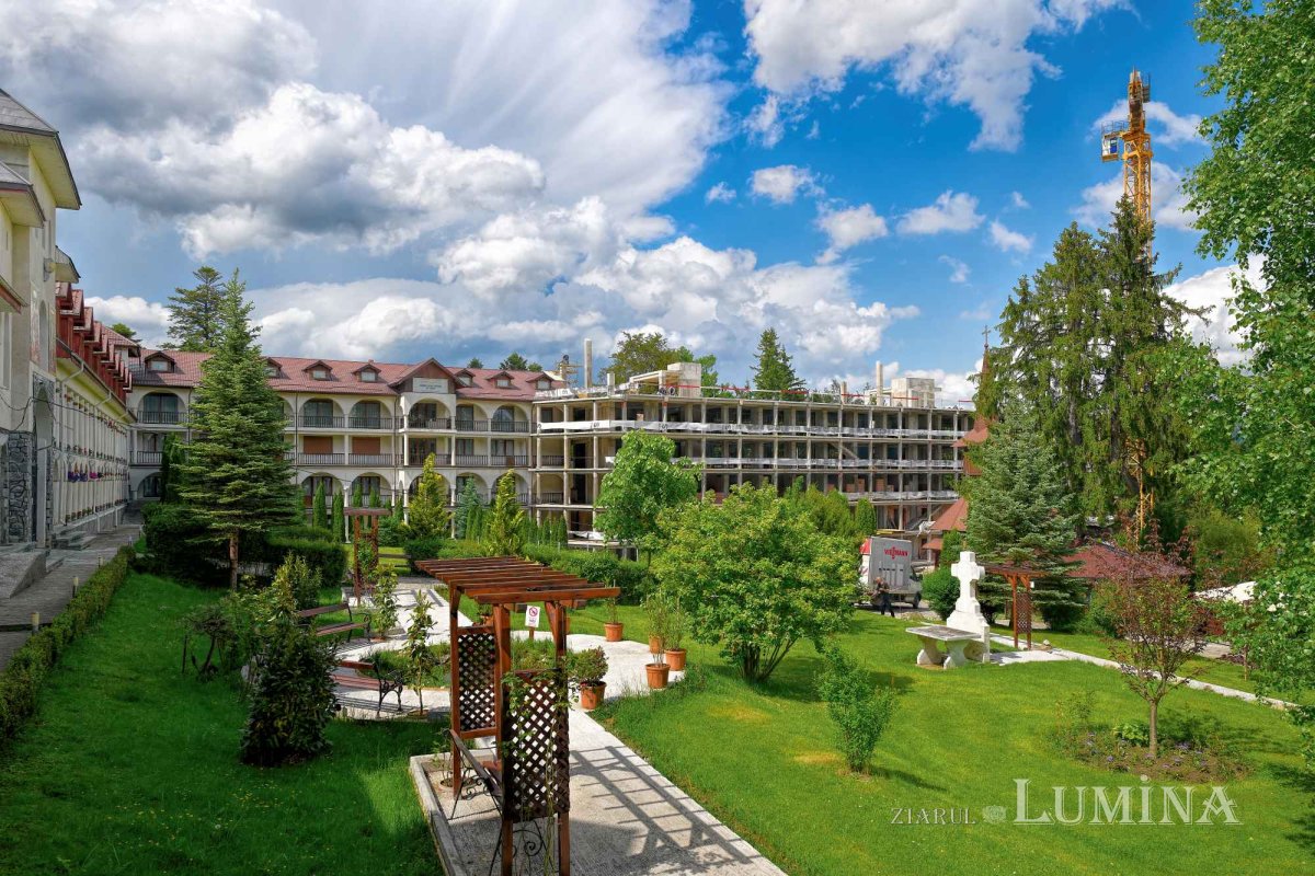 Centrul social-pastoral de la Mănăstirea Caraiman se extinde pentru tineri 299064