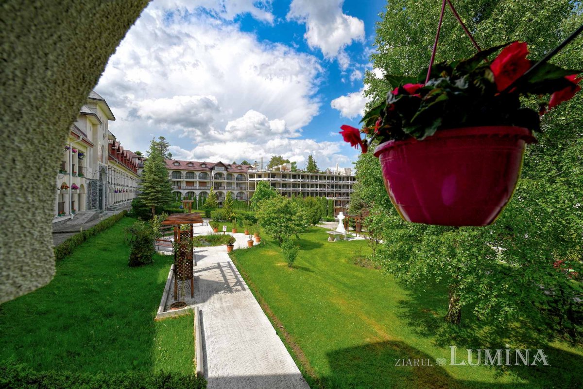 Centrul social-pastoral de la Mănăstirea Caraiman se extinde pentru tineri 299067