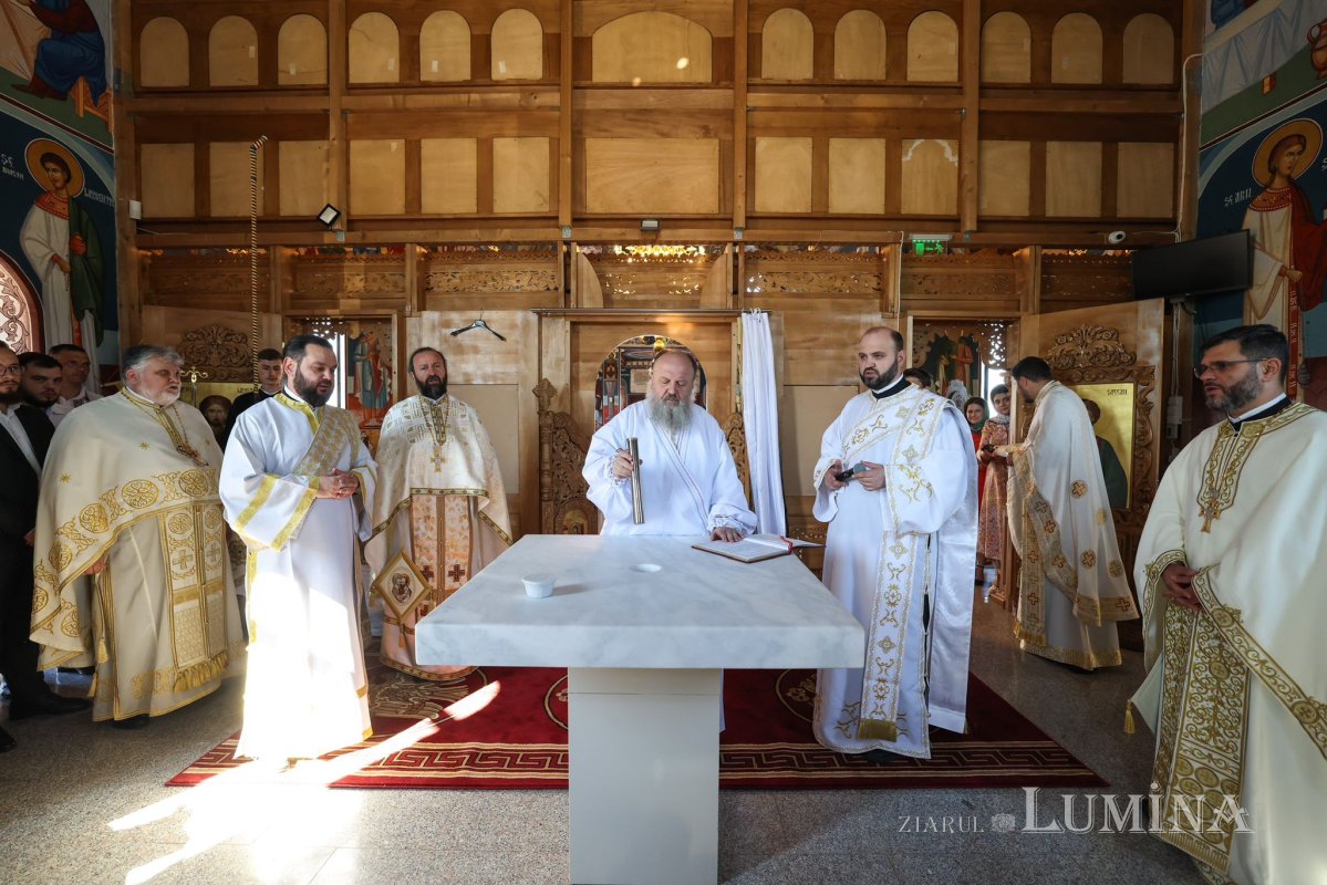 Biserică nouă pentru credincioșii din Chițorani, Prahova 299582