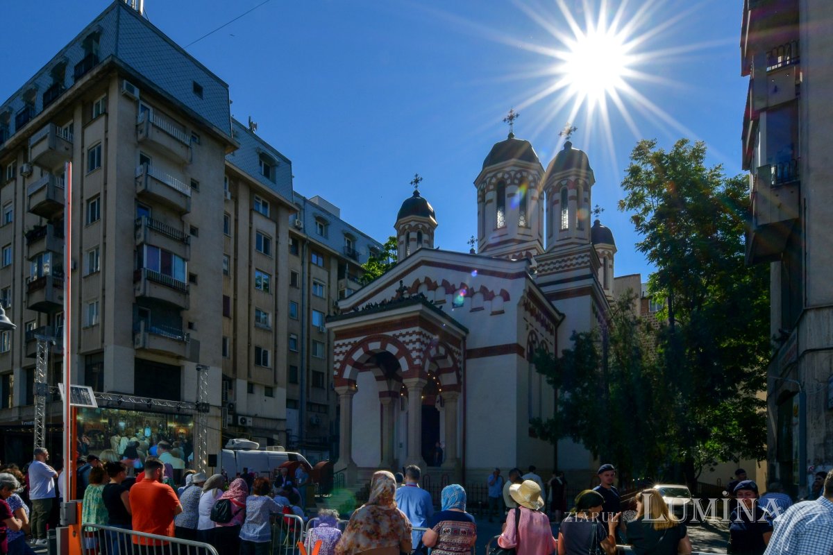 Biserica Zlătari din București a fost sfințită 300058