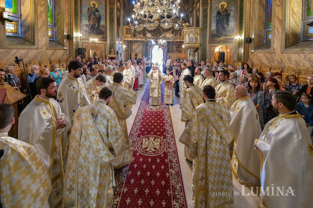 Biserica Zlătari din București a fost sfințită 300063