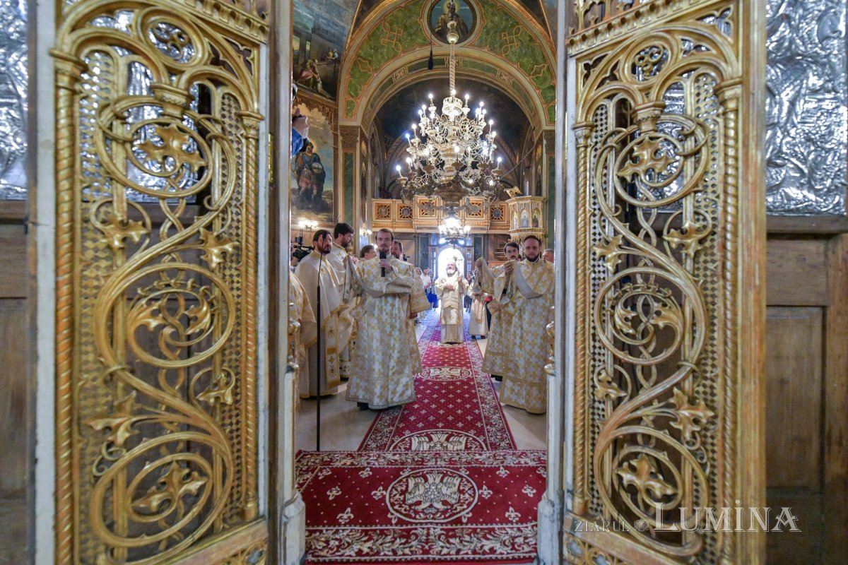Biserica Zlătari din București a fost sfințită 300066