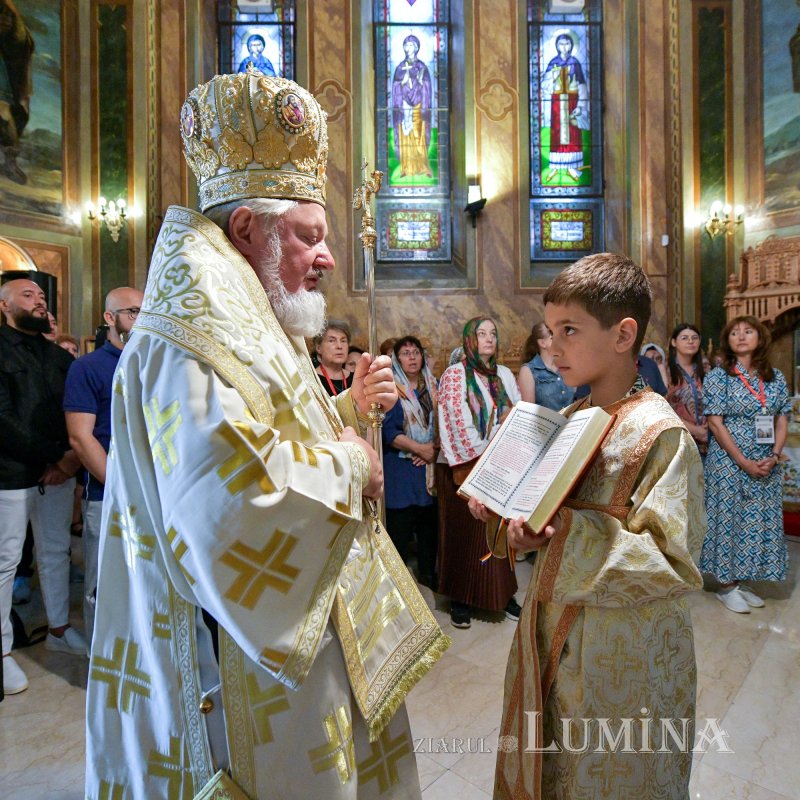 Biserica Zlătari din București a fost sfințită 300069