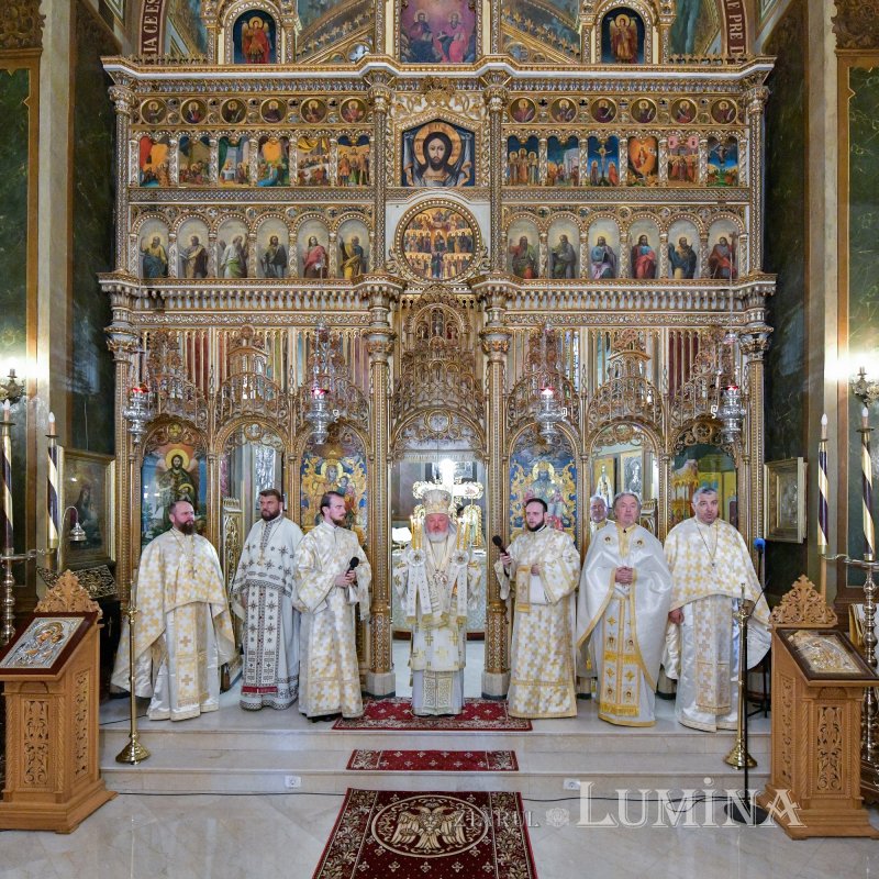 Biserica Zlătari din București a fost sfințită 300075