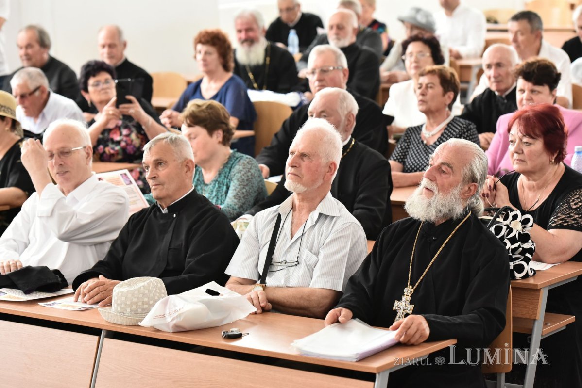 Revedere după 50 de ani a absolvenților teologi bucureșteni 300511