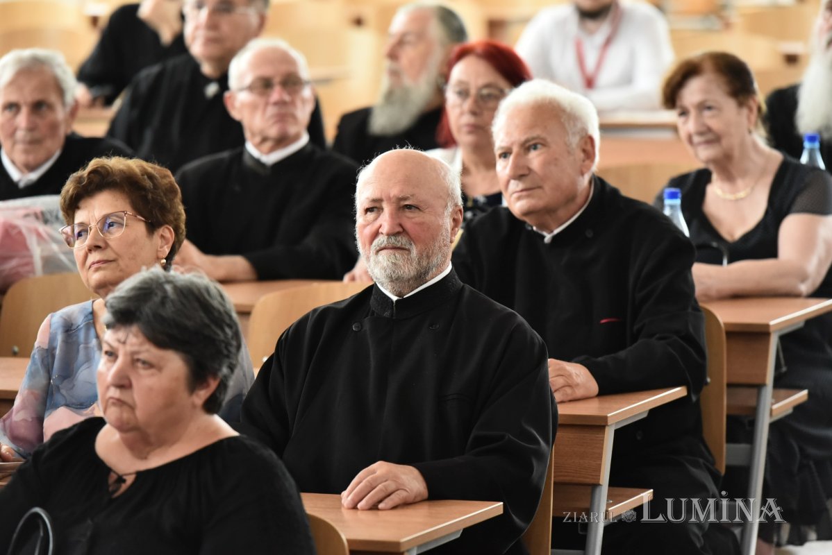 Revedere după 50 de ani a absolvenților teologi bucureșteni 300513