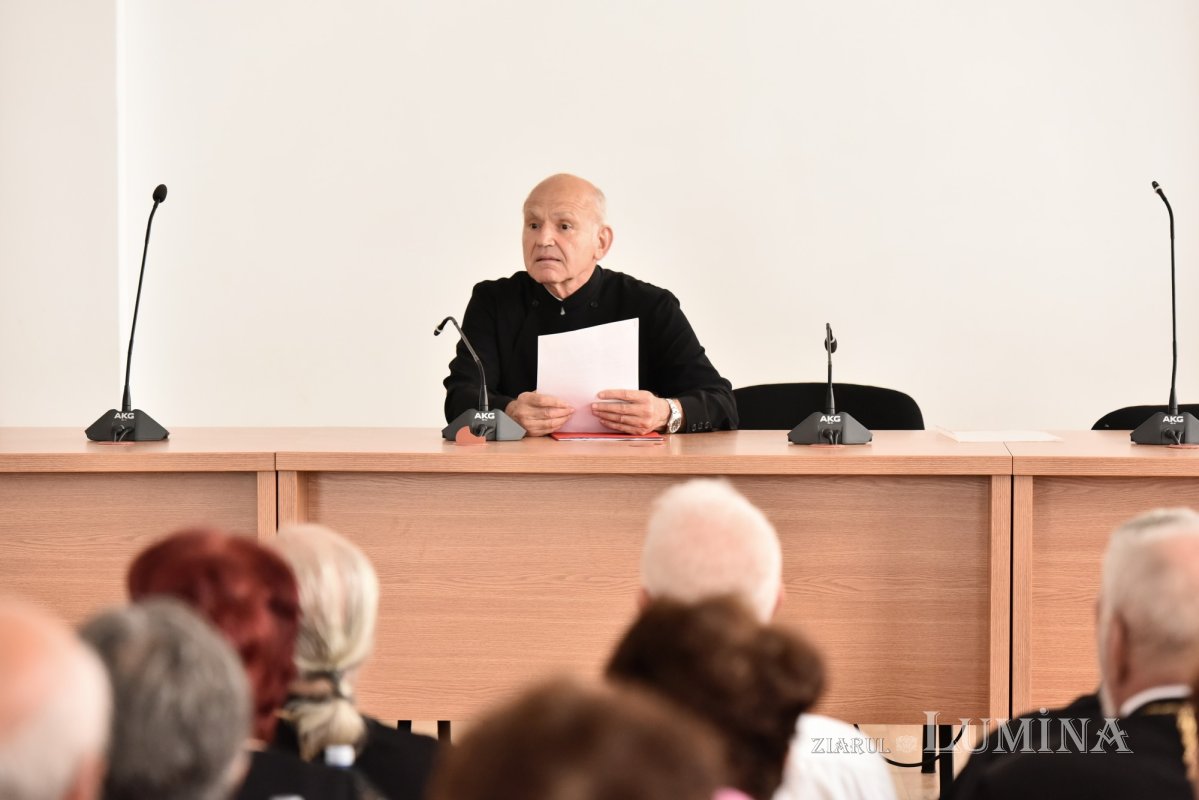 Revedere după 50 de ani a absolvenților teologi bucureșteni 300515