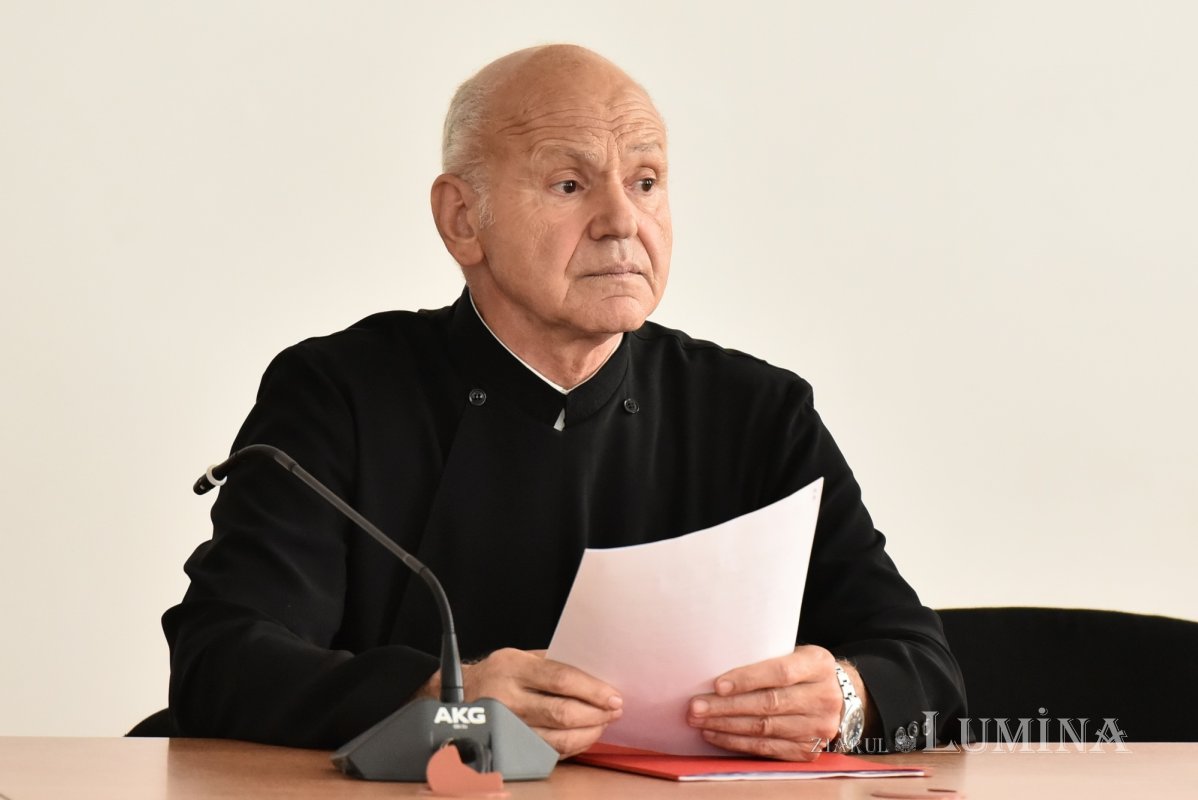 Revedere după 50 de ani a absolvenților teologi bucureșteni 300516