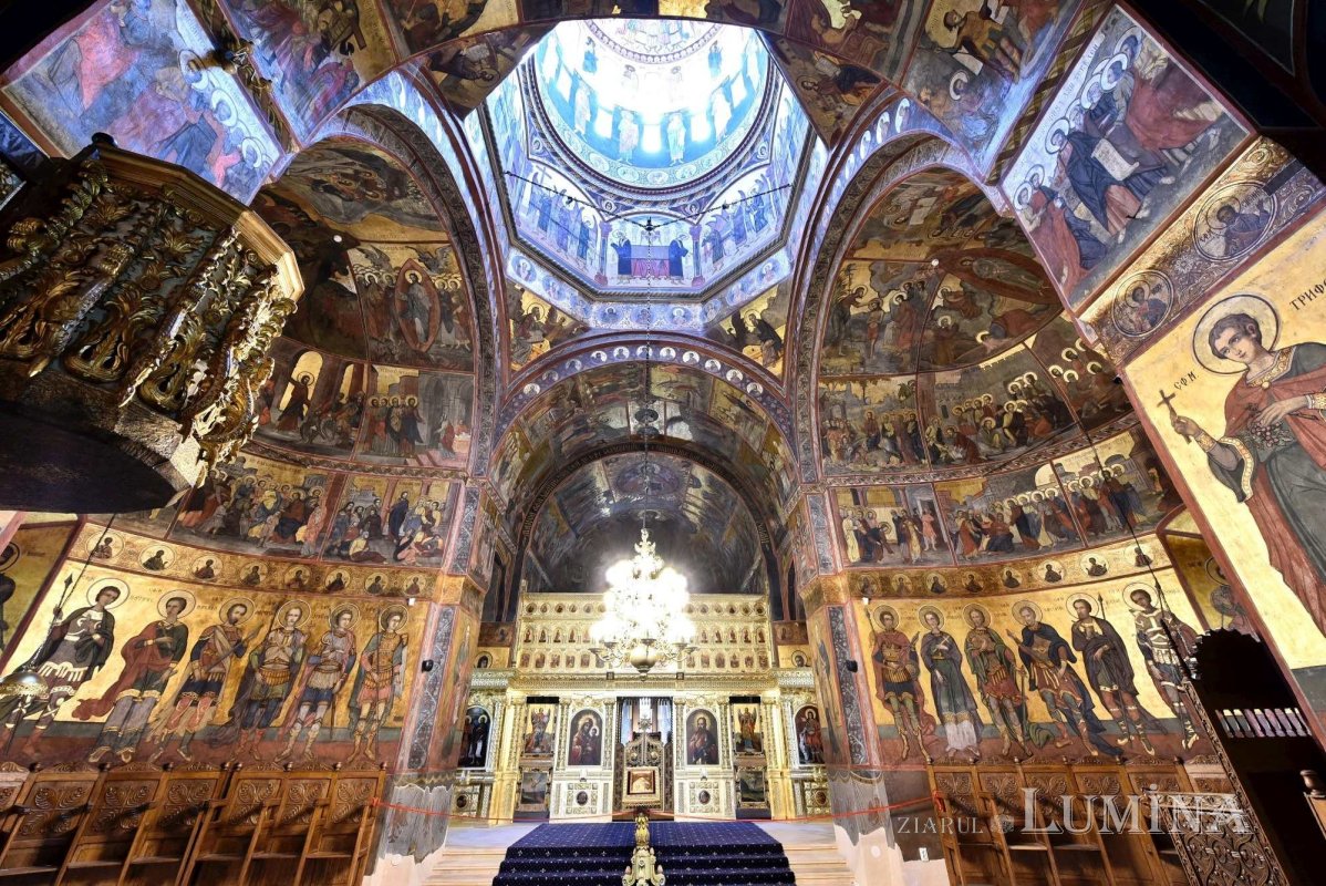 Sclipirile Luminii: Mănăstirea Căldăruşani 300541