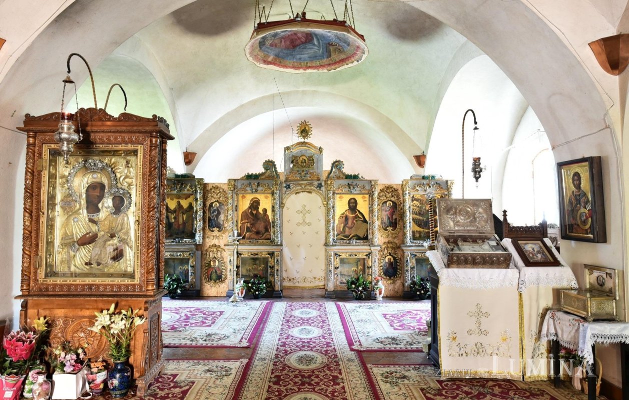 Sclipirile Luminii: Mănăstirea Căldăruşani 300547