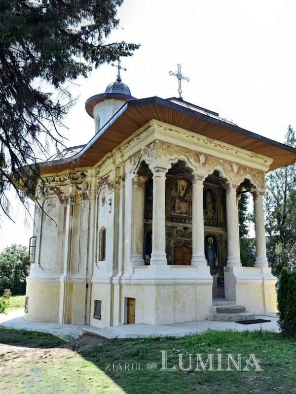 Sclipirile Luminii: Mănăstirea Căldăruşani 300549