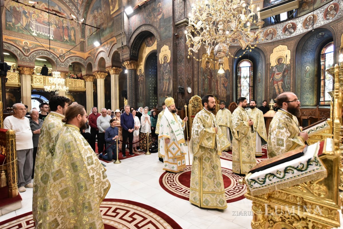 Ramuri binecuvântate pentru credincioși din Capitală 300655