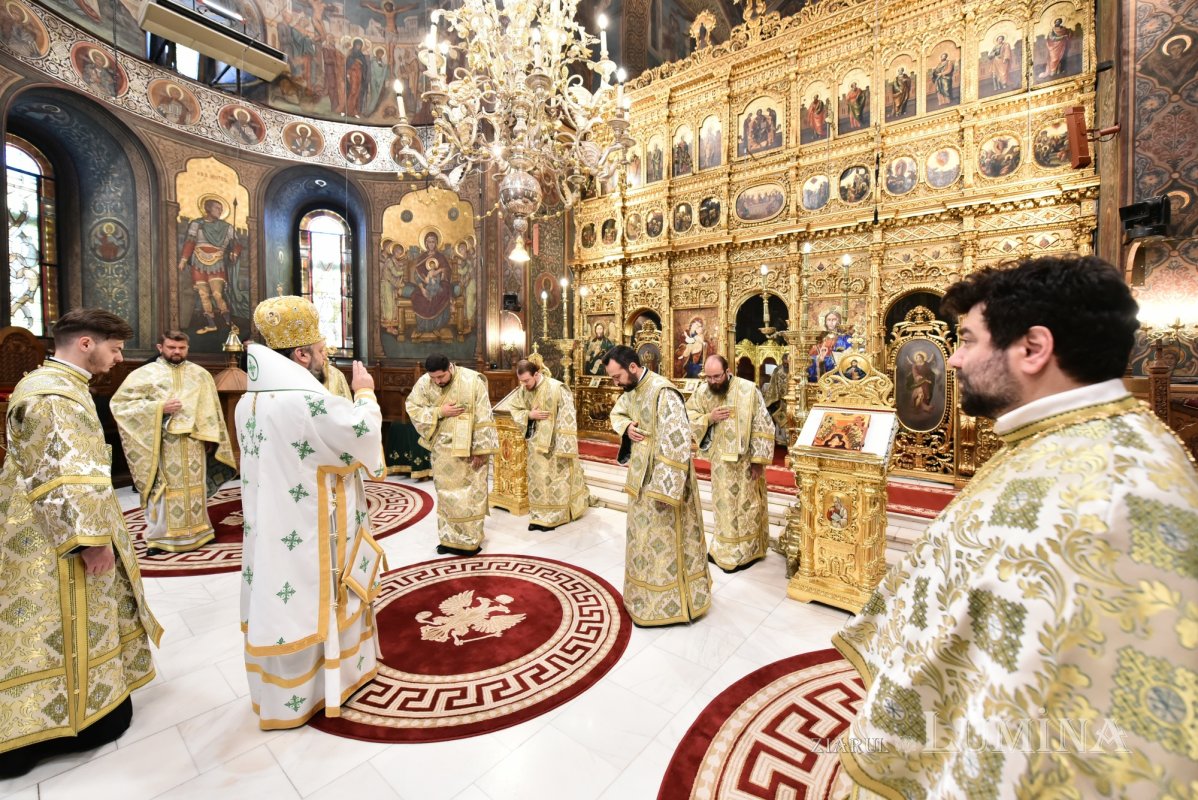 Ramuri binecuvântate pentru credincioși din Capitală 300656