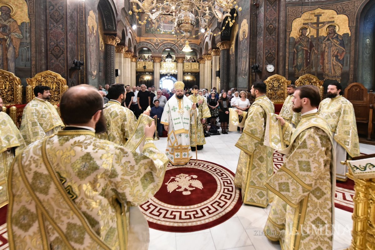 Ramuri binecuvântate pentru credincioși din Capitală 300657