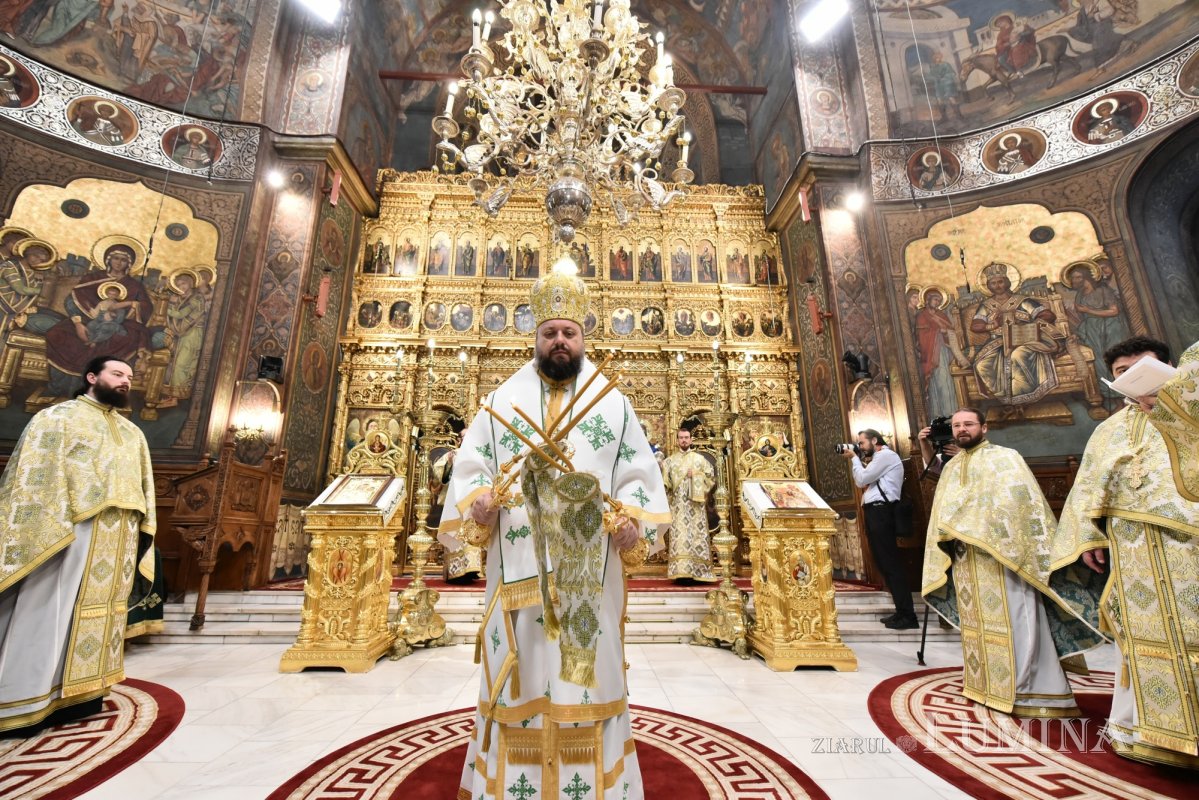 Ramuri binecuvântate pentru credincioși din Capitală 300663