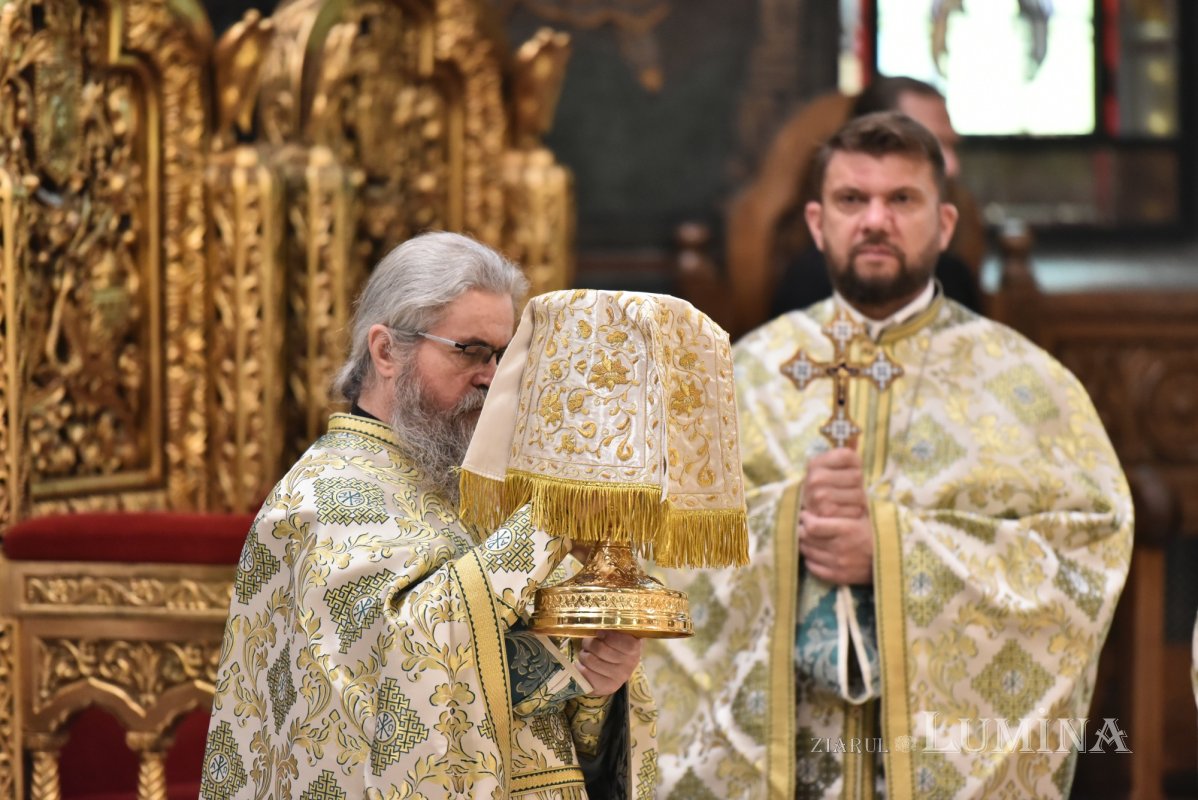 Ramuri binecuvântate pentru credincioși din Capitală 300674