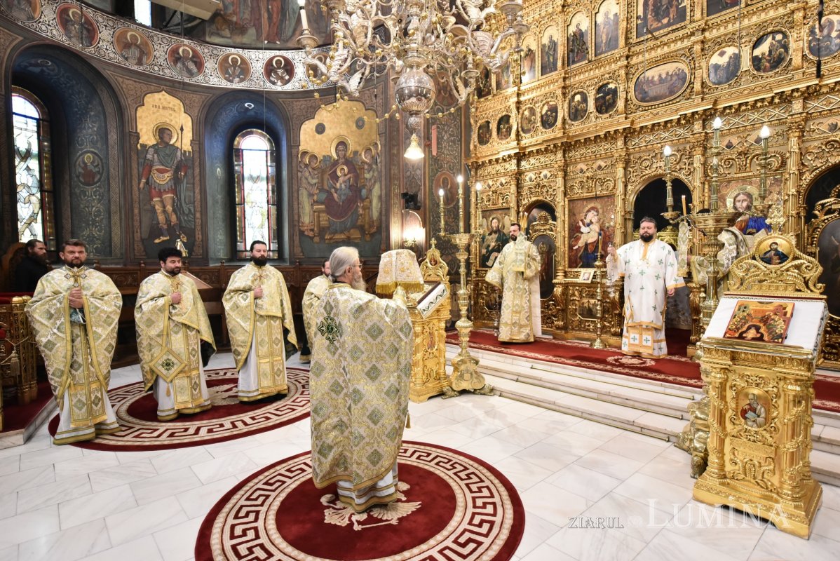 Ramuri binecuvântate pentru credincioși din Capitală 300675