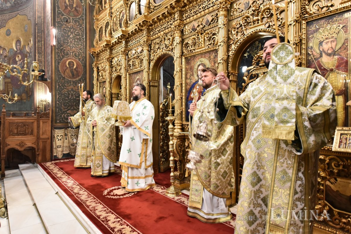 Ramuri binecuvântate pentru credincioși din Capitală 300677