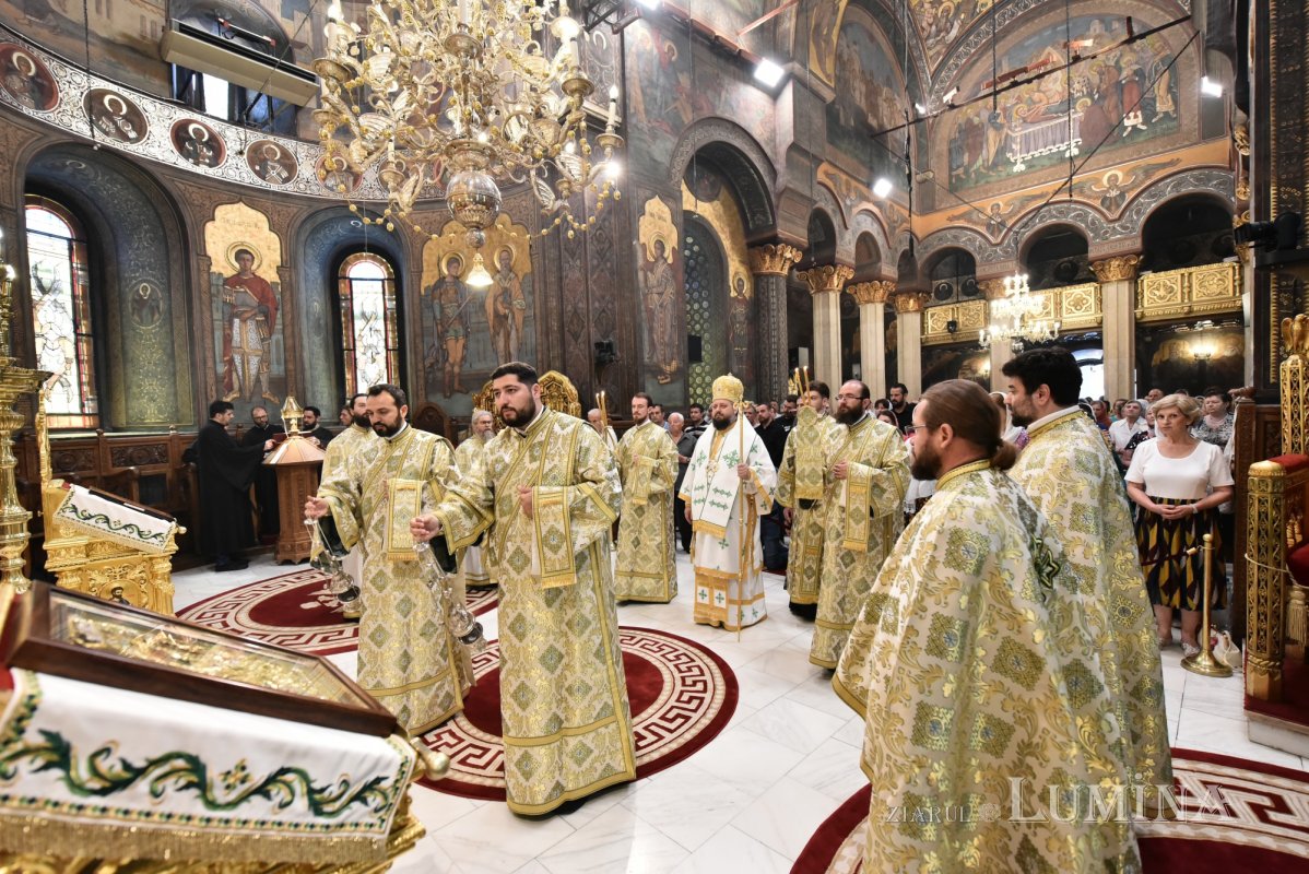 Ramuri binecuvântate pentru credincioși din Capitală 300680