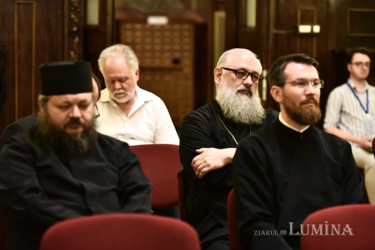 Profesori și cercetători în studii patristice s-au reunit la Mănăstirea Antim 300892
