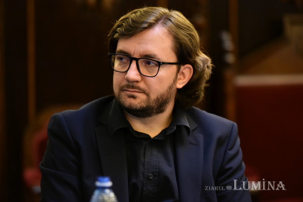 Profesori și cercetători în studii patristice s-au reunit la Mănăstirea Antim 300895