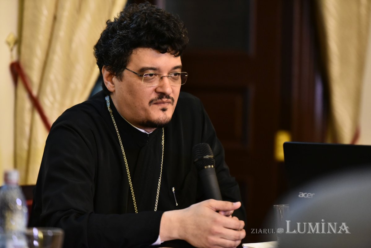 Profesori și cercetători în studii patristice s-au reunit la Mănăstirea Antim 300898