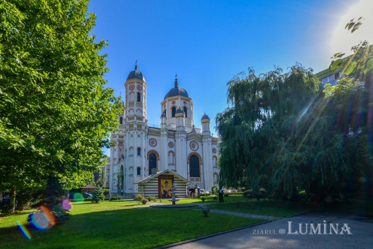 Cursuri pentru obținerea gradelor clericale organizate în București 301377