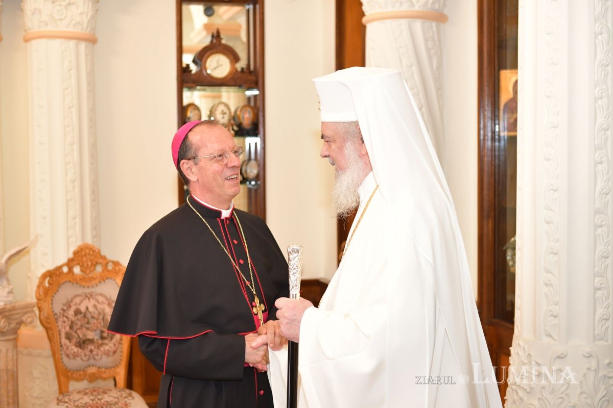 Noul Nunțiu Apostolic în vizită de prezentare la Patriarhia Română 301624