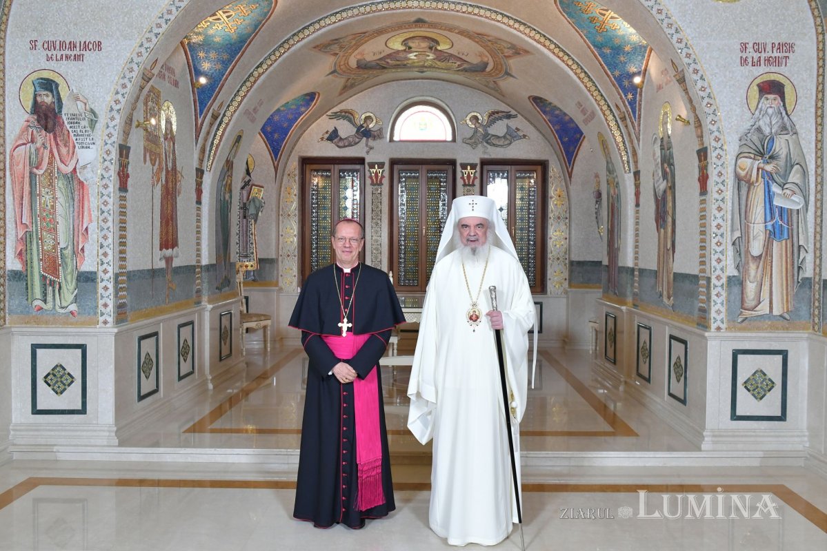 Noul Nunțiu Apostolic în vizită de prezentare la Patriarhia Română 301632