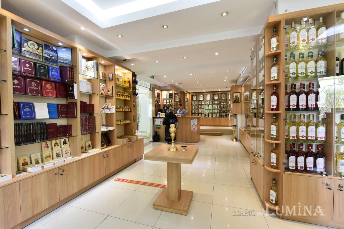 Rolul Bisericii de „odihnitoare a celor osteniți și însetați” reflectat în colportajul bisericesc 301736