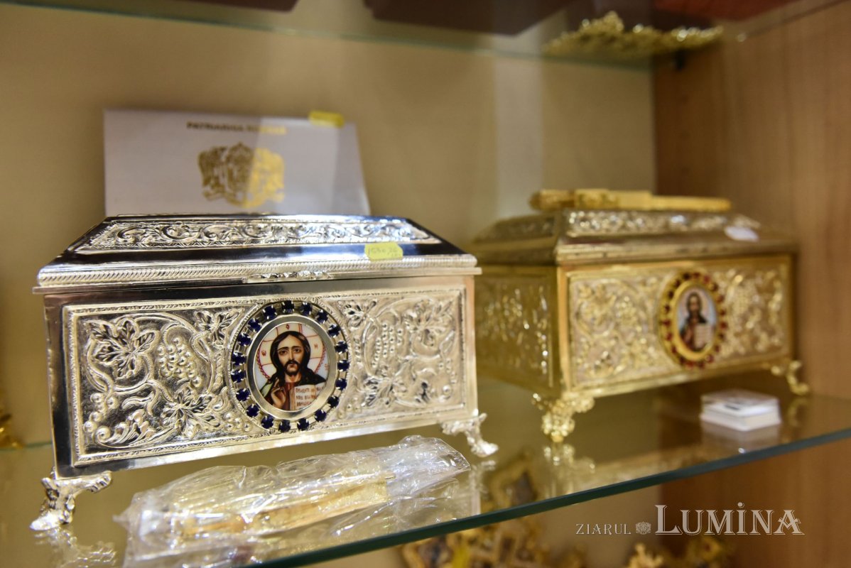 Rolul Bisericii de „odihnitoare a celor osteniți și însetați” reflectat în colportajul bisericesc 301744