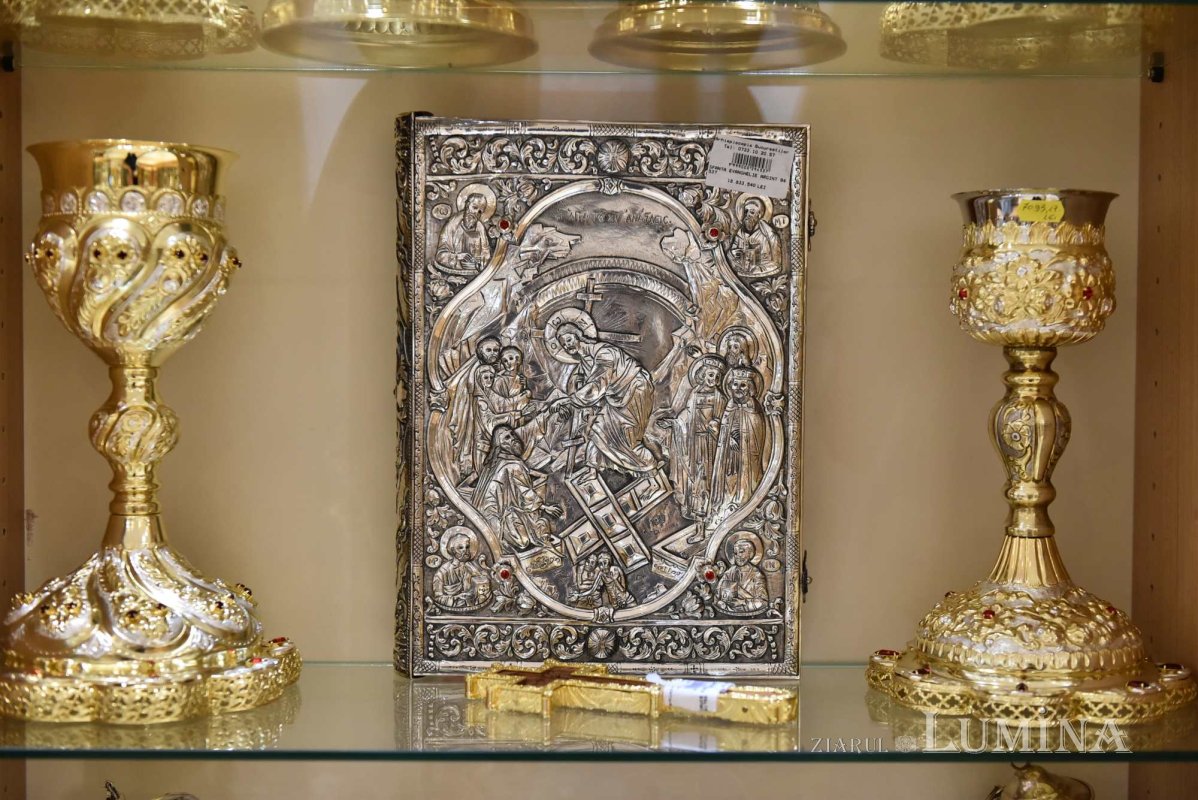 Rolul Bisericii de „odihnitoare a celor osteniți și însetați” reflectat în colportajul bisericesc 301746