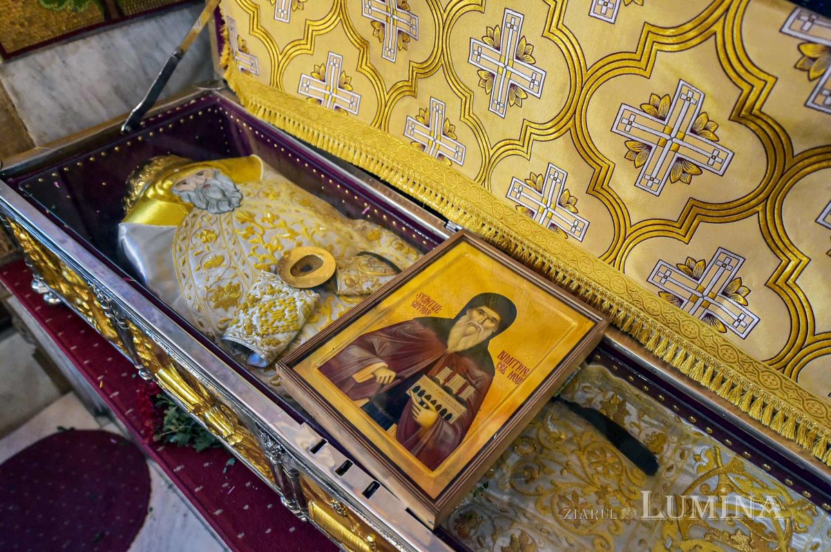 Sărbătorirea a 250 de ani de la aducerea moaștelor Sfântului Cuvios Dimitrie cel Nou din Basarabi la Bucureşti (13 iulie 1774 - 13 iulie 2024) 302153