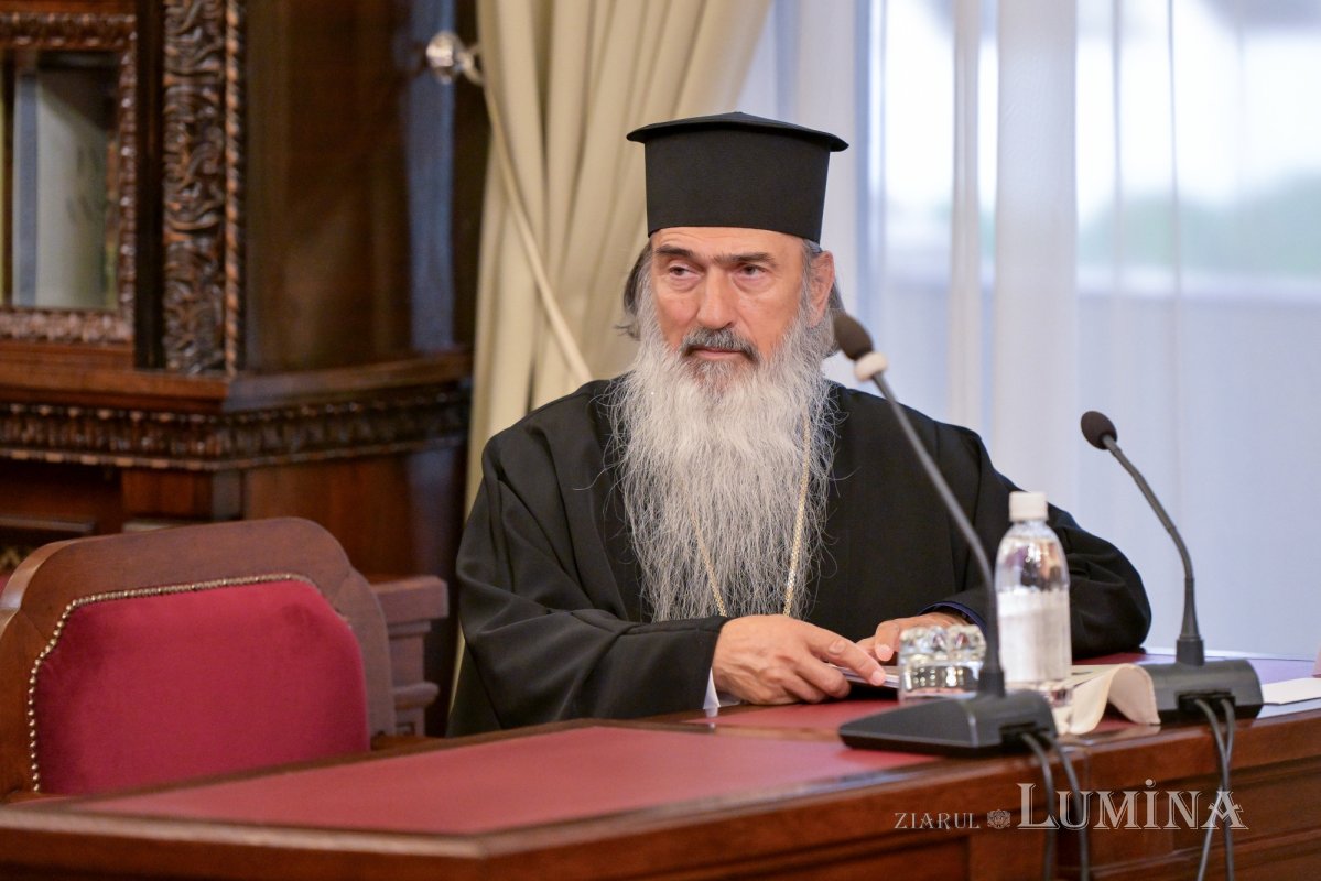 Ședință de lucru a Sinodului Mitropoliei Munteniei și Dobrogei 302364