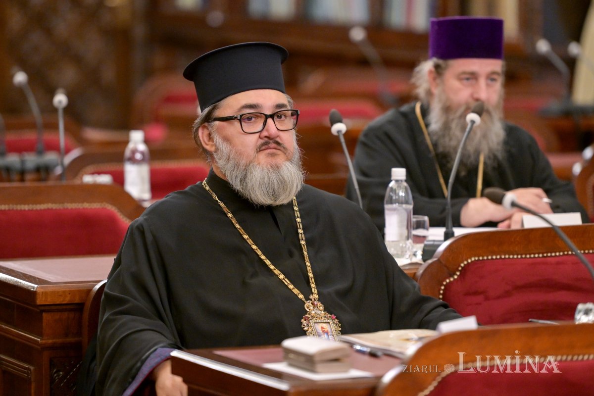 Ședință de lucru a Sinodului Mitropoliei Munteniei și Dobrogei 302367