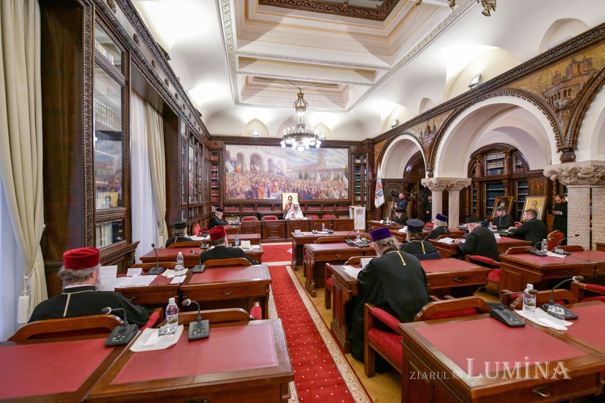Ședință de lucru a Sinodului Mitropoliei Munteniei și Dobrogei 302373