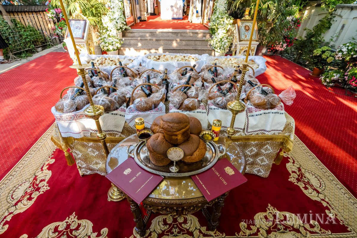 Priveghere în cinstea Icoanei Maicii Domnului „Prodromița” la Paraclisul Catedralei Naționale 302583