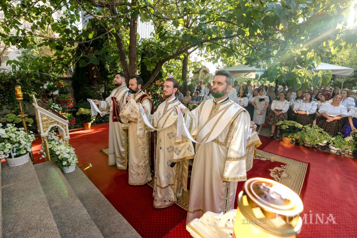 Priveghere în cinstea Icoanei Maicii Domnului „Prodromița” la Paraclisul Catedralei Naționale 302607