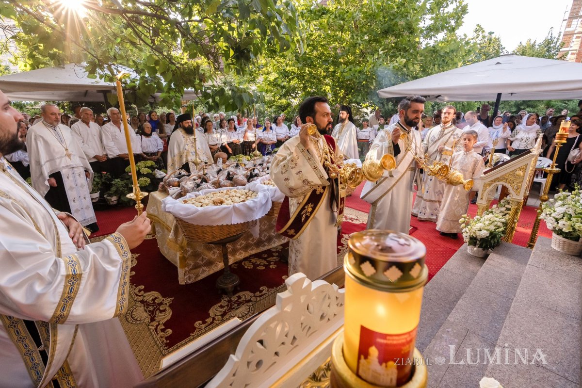 Priveghere în cinstea Icoanei Maicii Domnului „Prodromița” la Paraclisul Catedralei Naționale 302618