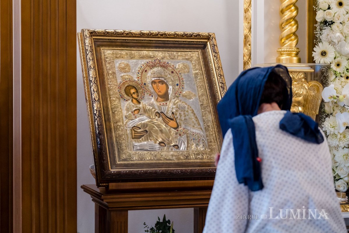 Priveghere în cinstea Icoanei Maicii Domnului „Prodromița” la Paraclisul Catedralei Naționale 302664